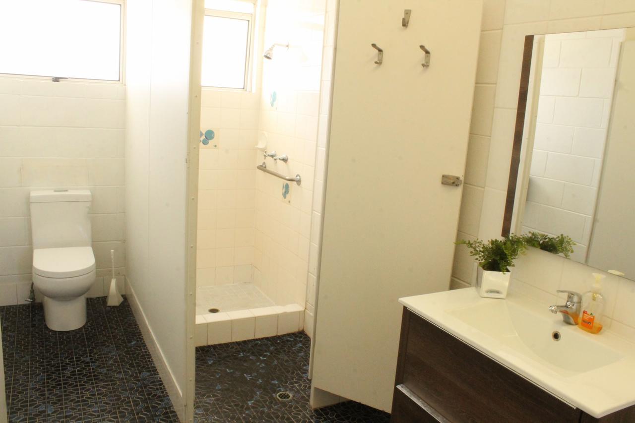 Foreign Exchange Accommodation-Beachside Townsville Exterior photo